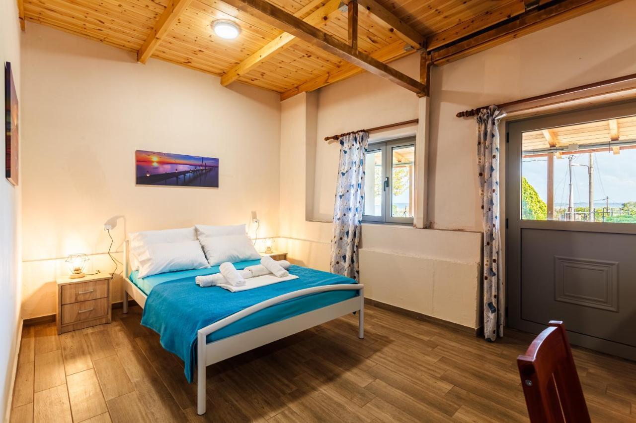 Makarounis Athanasios Traditional Apartments Petalidi Exterior photo