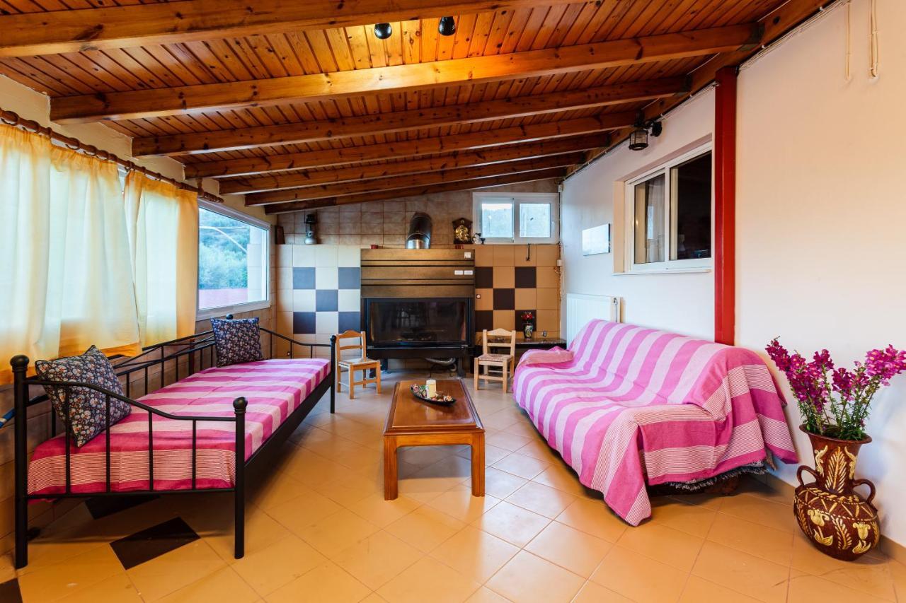 Makarounis Athanasios Traditional Apartments Petalidi Exterior photo